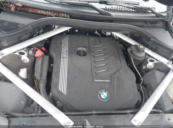 5UXCW2C01L9C50836 2020 BMW X7 White Вид ззаду