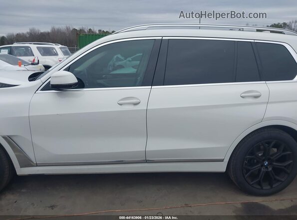 5UXCW2C01L9C50836 2020 BMW X7 White Панорамний вид салону 360°