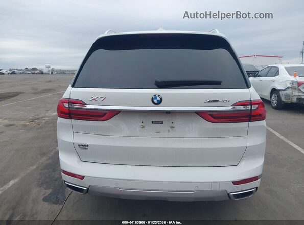 5UXCW2C01L9C50836 2020 BMW X7 White 