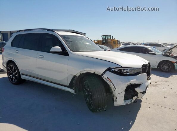 5UXCW2C03M9E27100 2021 BMW X7 White Front right