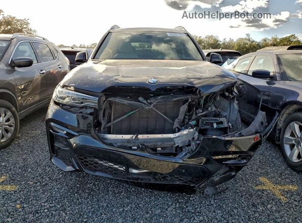 5UXCW2C03M9H66522 2021 BMW X7 Black Widok z przodu