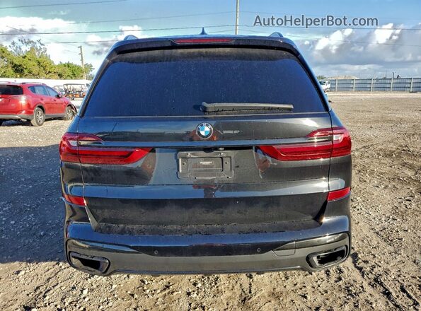 5UXCW2C04M9F19140 2021 BMW X7 Black უკანა ხედი