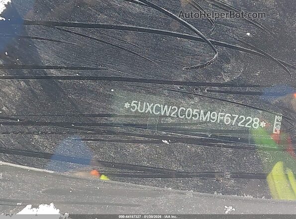 5UXCW2C05M9F67228 2021 BMW X7 Серый 