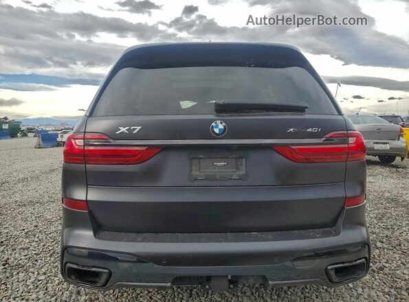 5UXCW2C09N9L12001 2022 BMW X7 Gray Հետևի տեսք