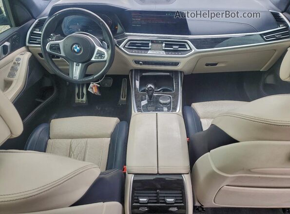 5UXCW2C09N9L12001 2022 BMW X7 Gray Առջևի վահանակի տեսք