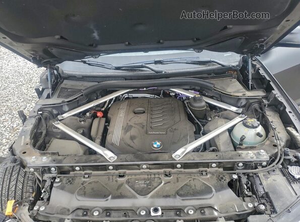 5UXCW2C09N9L12001 2022 BMW X7 Gray Շարժիչի բաժամունքի տեսք