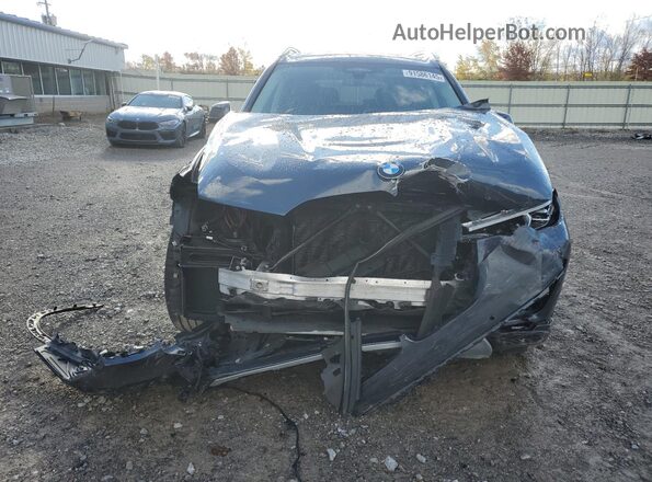 5UXCW2C0XM9E08995 2021 BMW X7 Gray Front view