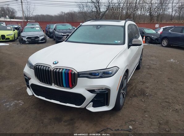 5UXCX6C03L9B33375 2020 BMW X7 White Դիմացի տեսք