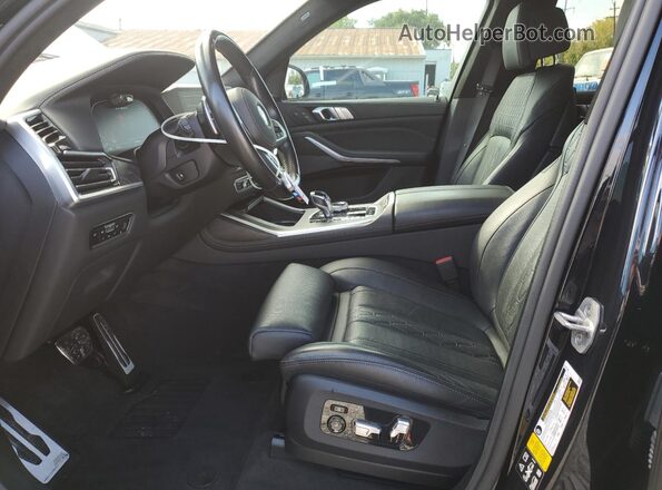 5UXCX6C03N9N04762 2022 BMW X7 Black Widok wnętrza z przodu