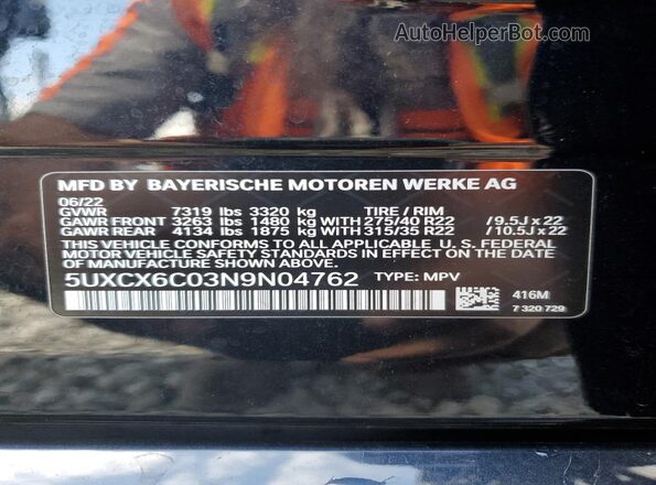 5UXCX6C03N9N04762 2022 BMW X7 Black Widok komory silnika