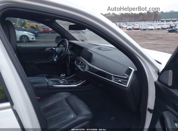 5UXCX6C14M9F87208 2021 BMW ALPINA White Widok wnętrza z przodu