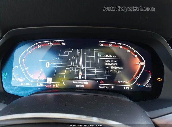 5UXCY6C00P9P83989 2023 BMW X6 White Widok tylnych siedzeń