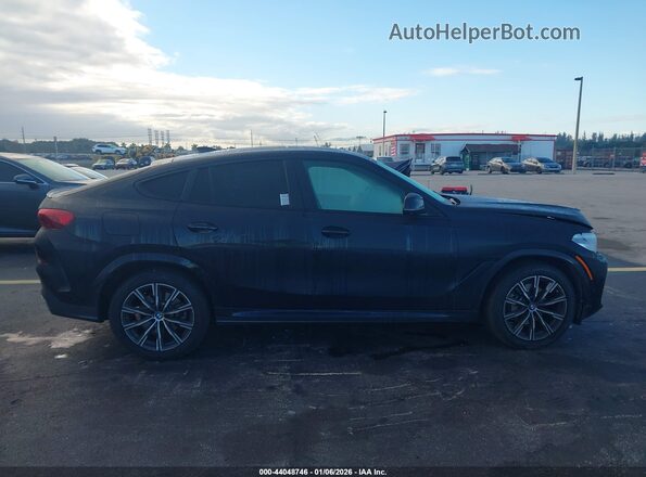 5UXCY6C04P9R58079 2023 BMW X6 Black Widok wnętrza 360 stopni