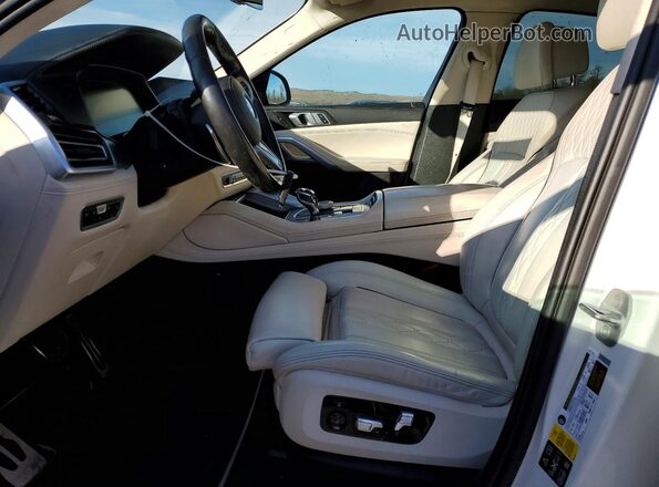 5UXCY6C07L9C14165 2020 BMW X6 White Սալոնի դիմացի տեսք