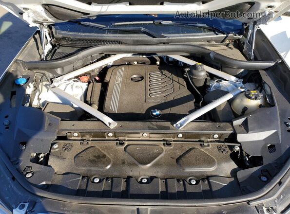 5UXCY6C07L9C14165 2020 BMW X6 White Շարժիչի բաժամունքի տեսք
