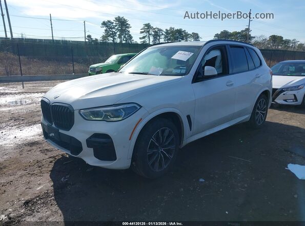 5UXJU4C05P9R21937 2023 BMW X5 White Przód lewy