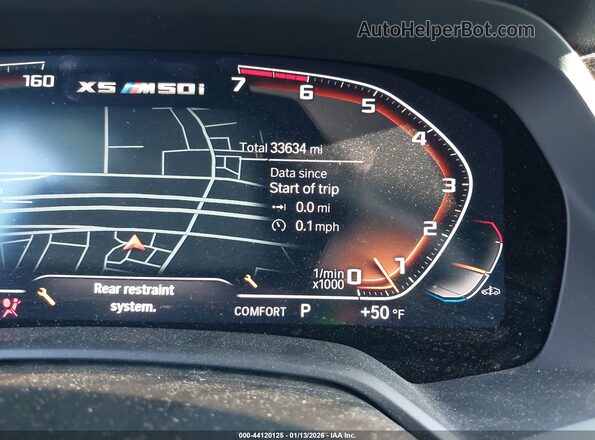 5UXJU4C05P9R21937 2023 BMW X5 White Widok tylnych siedzeń