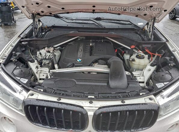 5UXKR2C5XG0R73199 2016 BMW X5 Белый Вид подкапотного пространства