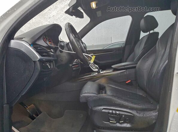 5UXKR2C5XG0R73199 2016 BMW X5 Белый Вид салона спереди