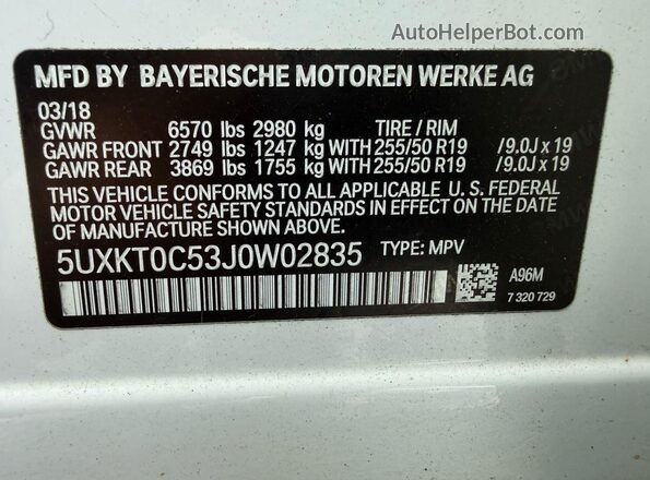 5UXKT0C53J0W02835 2018 BMW X5 White Вид задньої частини салону