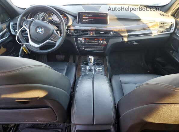 5UXKT0C59J0W00216 2018 BMW X5 Black Widok deski rozdzielczej