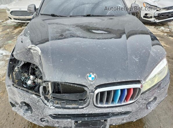 5UXKU2C34H0U28565 2017 BMW X6 Black Vista del compartimento del motor