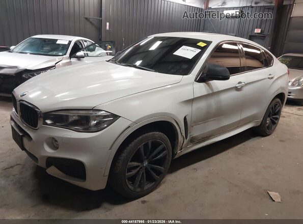 5UXKU2C52H0N85108 2017 BMW X6 Белый Передняя левая четверть