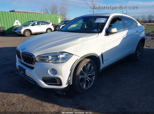 5UXKU2C55J0X50977 2018 BMW X6 White Front left