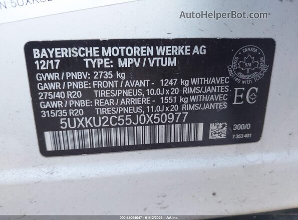 5UXKU2C55J0X50977 2018 BMW X6 White Engine compartment view