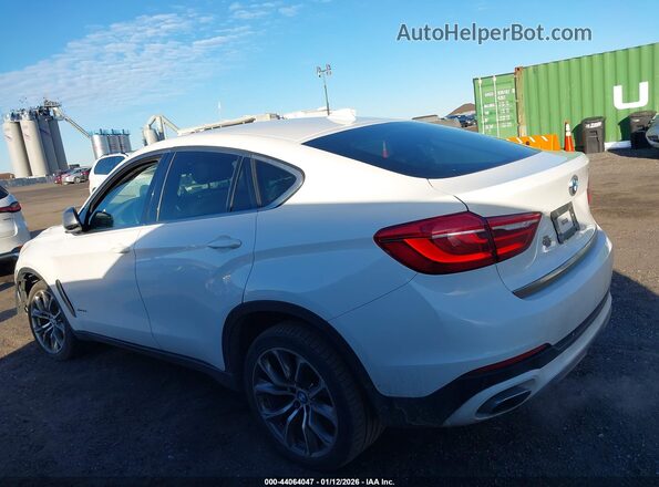 5UXKU2C55J0X50977 2018 BMW X6 White 360 interior view