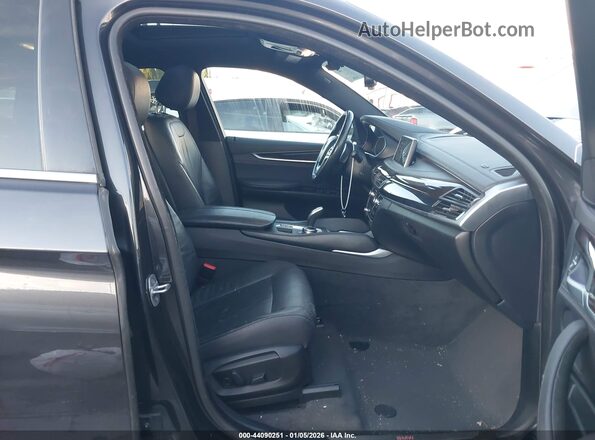 5UXKU2C57K0Z64516 2019 BMW X6 Gray წინა სალონის ხედი