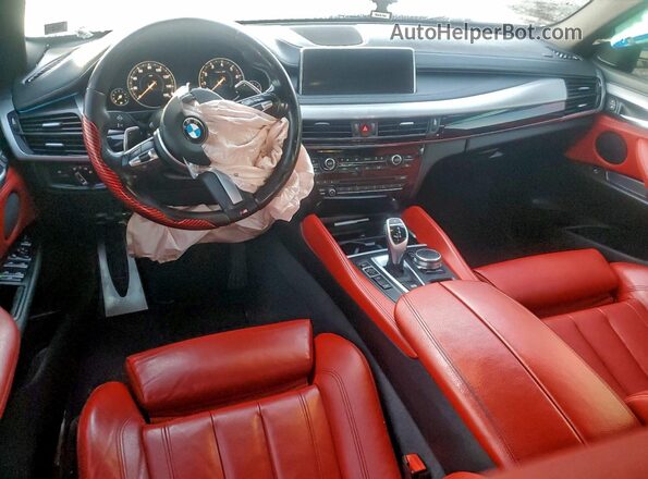 5UXKU2C59J0Z62698 2018 BMW X6 White Вид панелі приладів