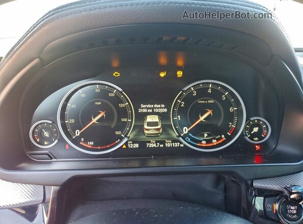 5UXKU2C59J0Z62698 2018 BMW X6 White Вид щитка приладів