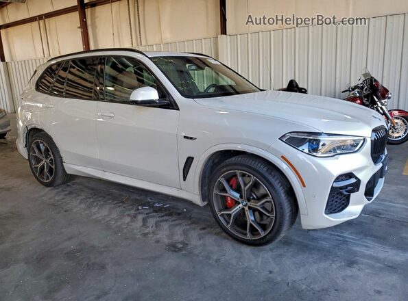5UXTA6C00P9N50604 2023 BMW X5 Белый Передняя правая четверть