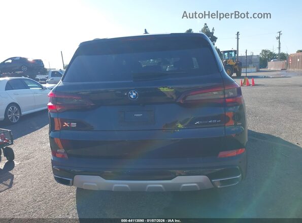 5UXTA6C02P9P65854 2023 BMW X5 Black 