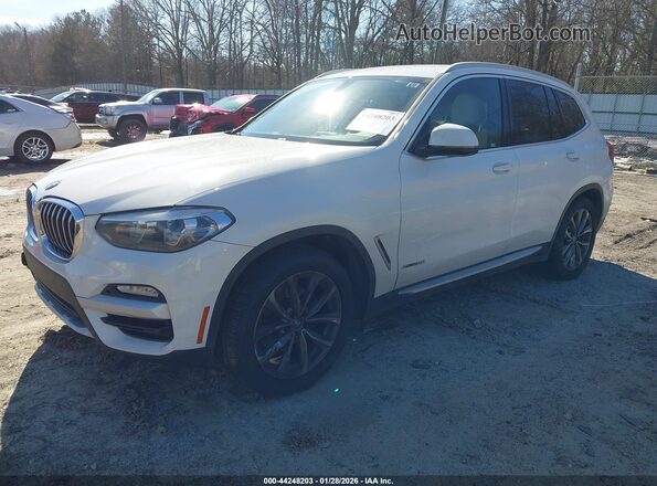 5UXTR9C55JLD66780 2018 BMW X3 White Առջևի ձախ երեք քառորդ տեսարան