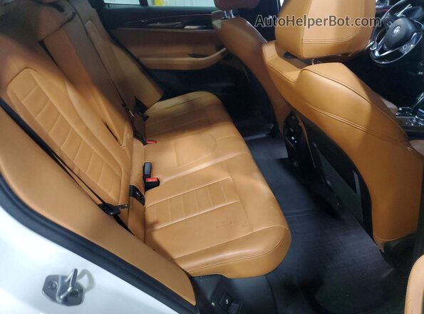 5UXTR9C56JLC74450 2018 BMW X3 White Rear seats view