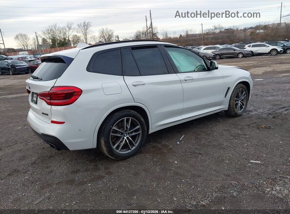 5UXTS3C52J0Y99122 2018 BMW X3 White 