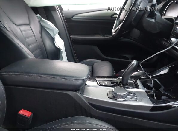 5UXTS3C52J0Y99122 2018 BMW X3 White 