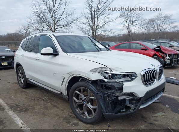 5UXTY3C04M9E22004 2021 BMW X3 White 