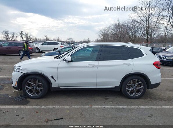 5UXTY3C04M9E22004 2021 BMW X3 White 