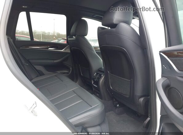 5UXTY3C04M9E22004 2021 BMW X3 White 