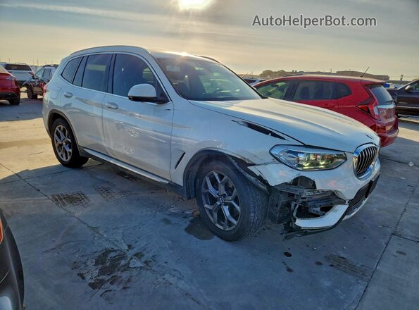 5UXTY3C05M9G39982 2021 BMW X3 White Przód prawy