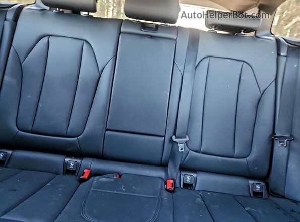 5UXTY3C07L9C26296 2020 BMW X3 Серый Вид задних сидений