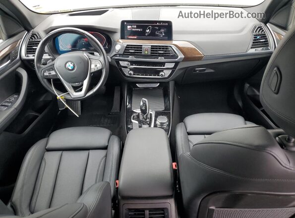 5UXTY3C0XM9G47088 2021 BMW X3 Black Widok deski rozdzielczej
