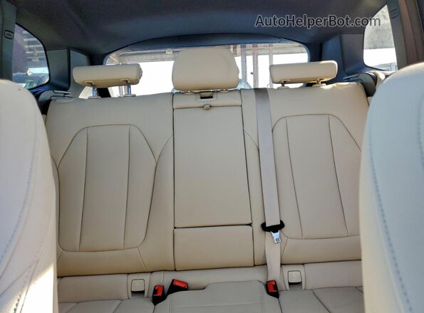 5UXTY3C0XM9H70390 2021 BMW X3 Charcoal უკანა სავარძლების ხედი