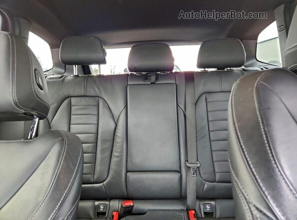 5UXTY5C00L9D10262 2020 BMW X3 Blue Vista de los asientos traseros