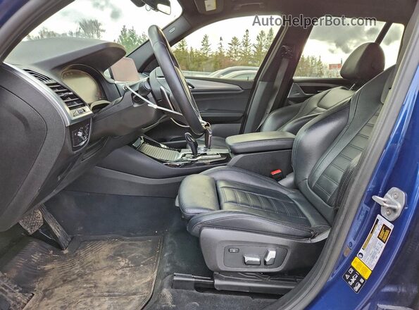 5UXTY5C00L9D10262 2020 BMW X3 Blue Vista interior delantera