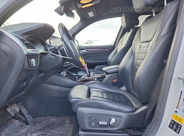 5UXTY5C04L9C20838 2020 BMW X3 White Front interior view