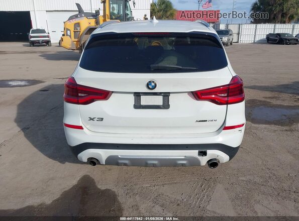 5UXTY5C0XL9B34112 2020 BMW X3 White Widok z przodu